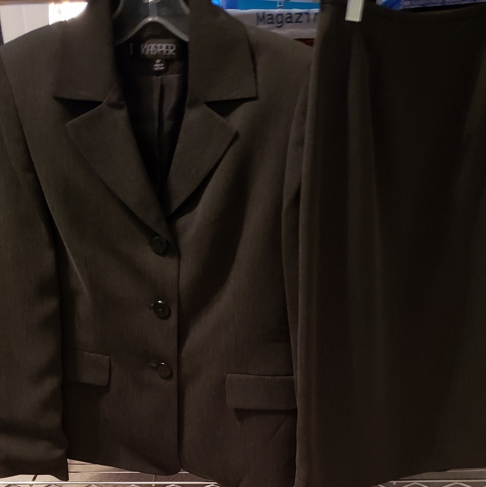 Kasper 2 Petite Charcoal Suit NWT